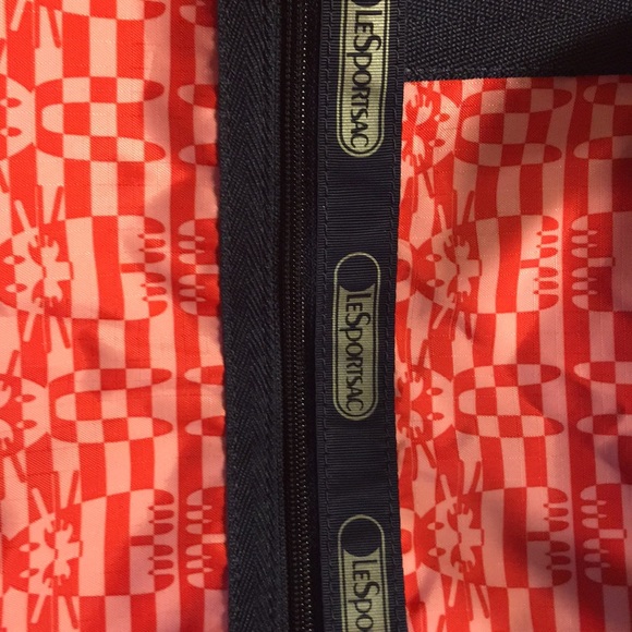 LeSportsac Duffle bag - Picture 2 of 4